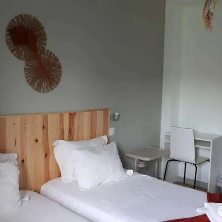 Oda ve Kahvaltı Mirandesa Garden 3*